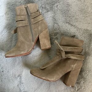 New Schutz nera suede boots with bow